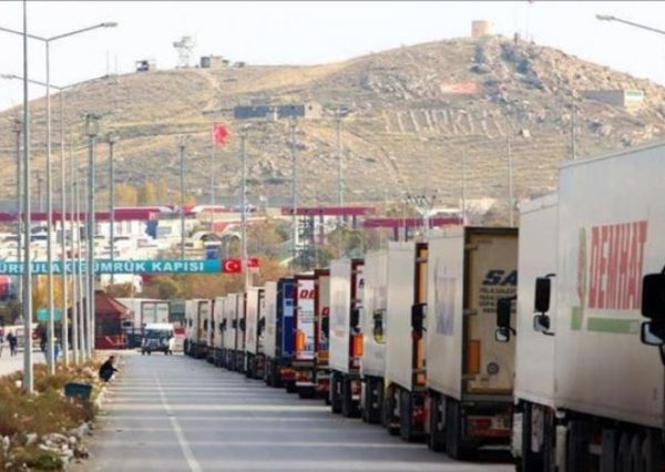 محدودیت پذیرش کامیون های ایرانی توسط ترکیه